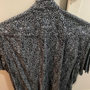 XL - Levi’s - splattered bald and white button down